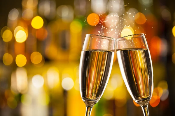 Canada's September 2023 Import of Sparkling Wine Skyrockets to $24M